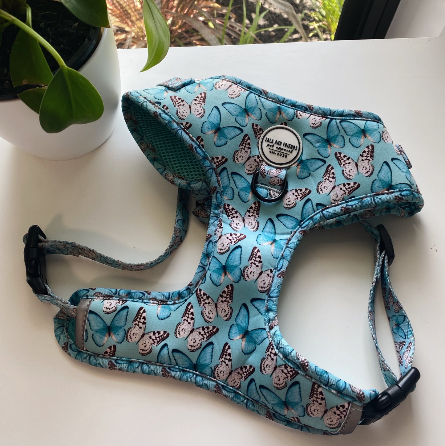 You Give Me Butterflies: Adjustable Harness